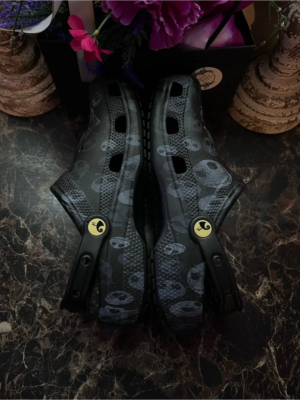 CROCS featured no